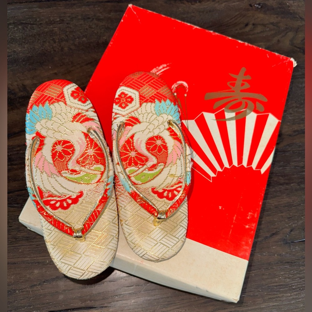 Japanese Girl’s Zōri Sandals Crane Brocade Kimono Shoes w/Box